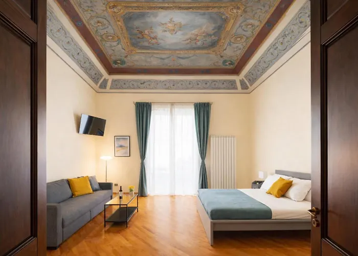 Open Sicily - Near Quattro Canti Palermo